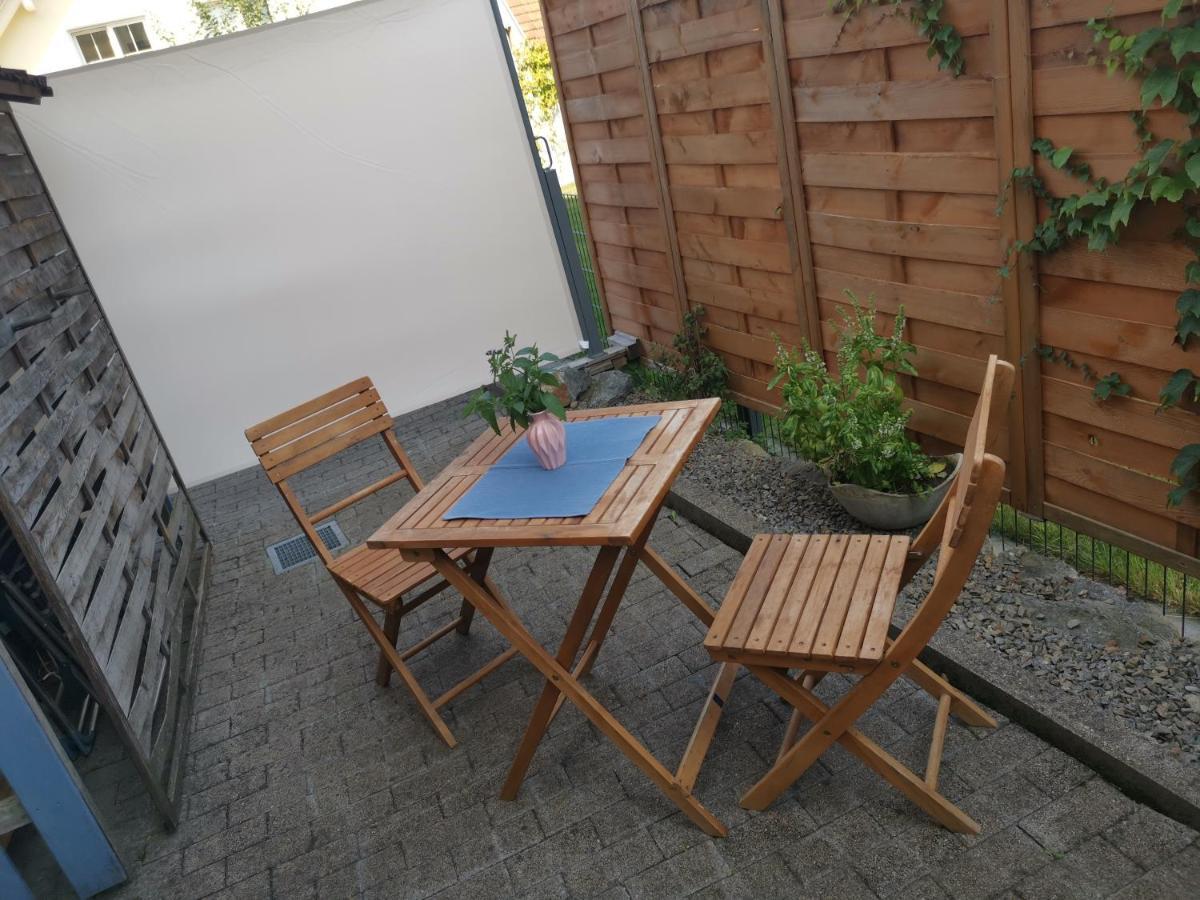 Modernes Appartement Schwarzwald Naehe Freiburg Winden im Elztal Buitenkant foto